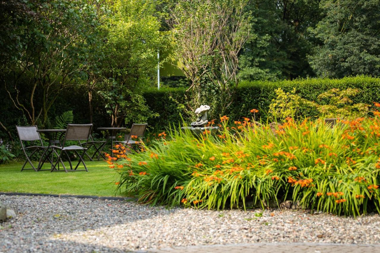 Chestnuts Guest House (Adults Only) Уиндермер Екстериор снимка