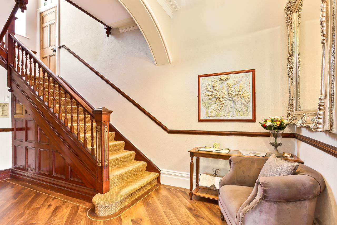 Chestnuts Guest House (Adults Only) Уиндермер Екстериор снимка