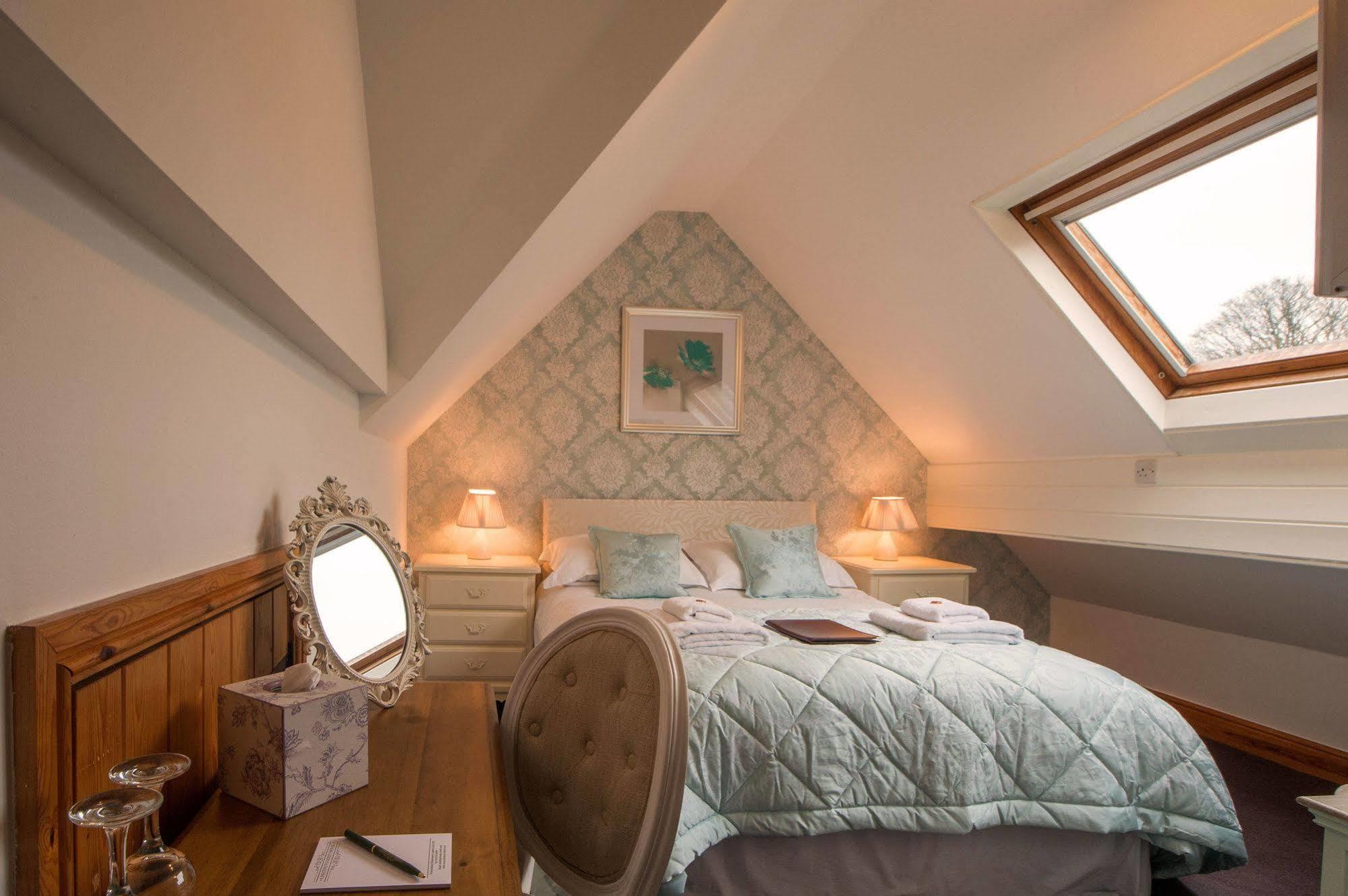 Chestnuts Guest House (Adults Only) Уиндермер Екстериор снимка