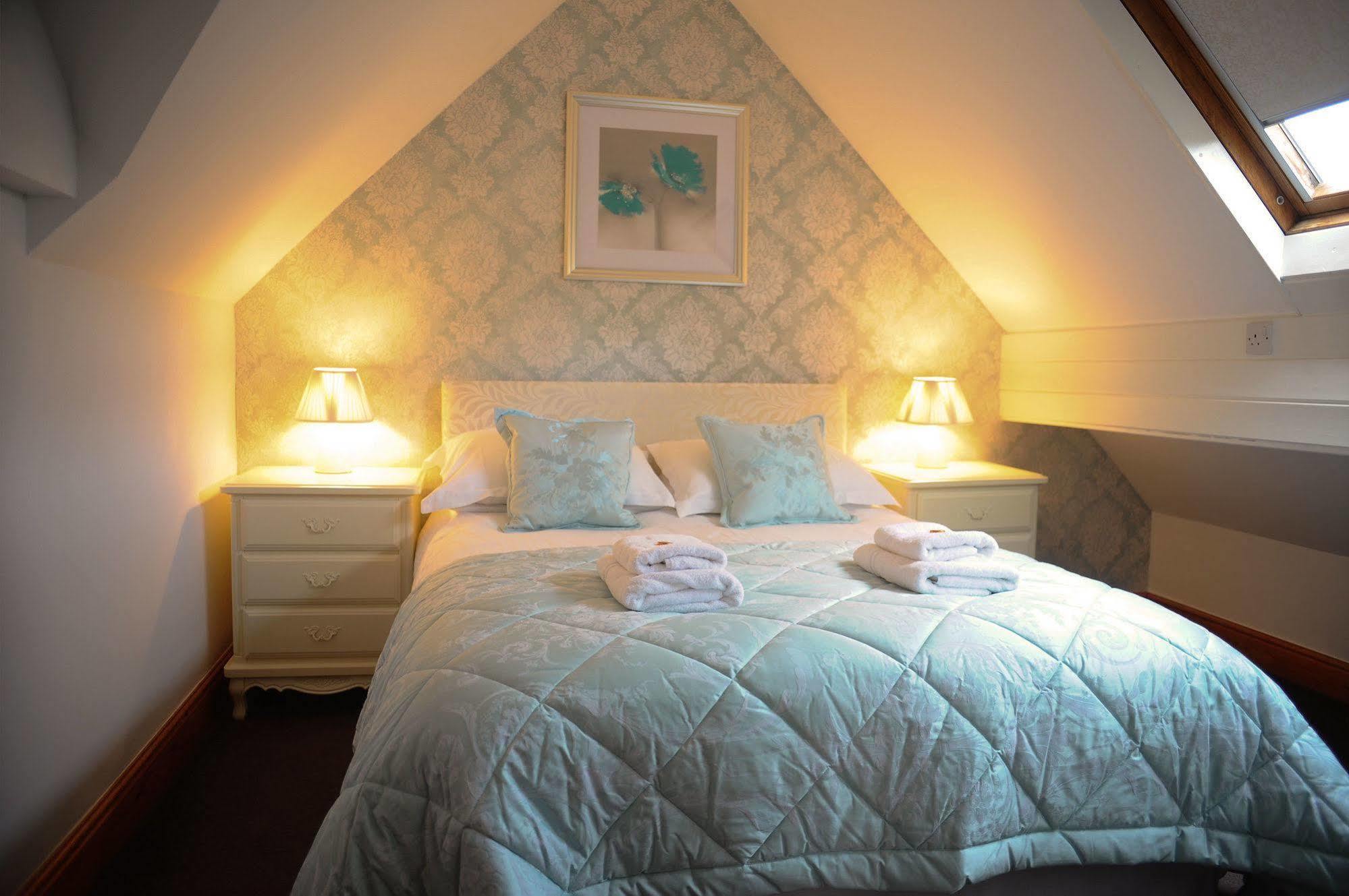 Chestnuts Guest House (Adults Only) Уиндермер Екстериор снимка